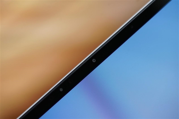 LED光線矩陣吸睛！ROG幻16 Air銳龍AI版圖賞