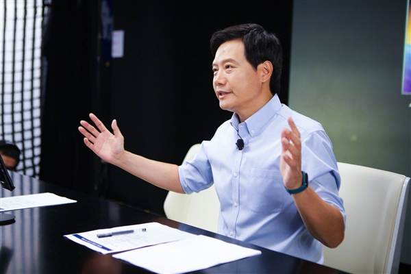 終于知道原因了！雷軍：小米股票跌了大家天天在評論區(qū)罵我