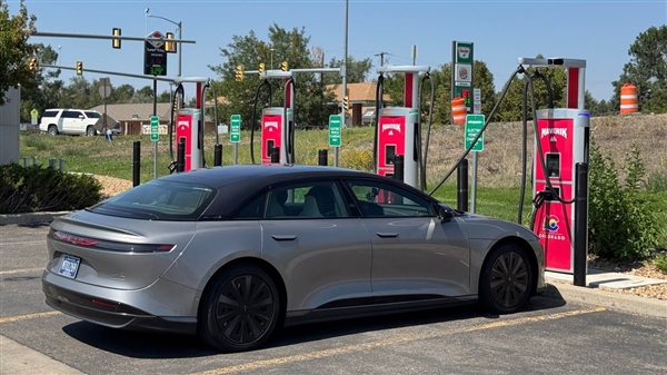 全球高效率電動車Lucid Air GT實測:112km/h速度續(xù)航超804公里