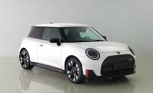 英倫復(fù)古小電炮！全新電動(dòng)MINI JCW發(fā)起申報(bào)