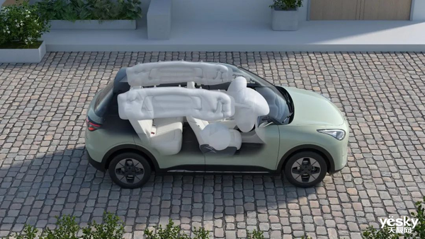 十萬級(jí)純電轎車教科書！吉利星愿穩(wěn)了：爆款預(yù)定