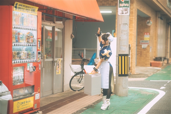日本美女腿姐COS《街霸》春麗:肉腿完美還原