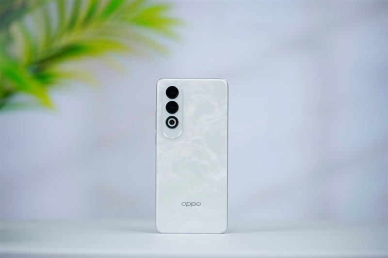 續(xù)航小黑馬！OPPO K12 Plus全面評測：6400mAh超大電池實(shí)現(xiàn)2.2天持久續(xù)航