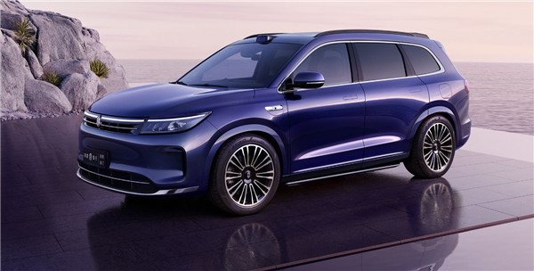 問(wèn)界M7拿下2024年銷(xiāo)量高增程式汽車(chē) 同比大增10倍！