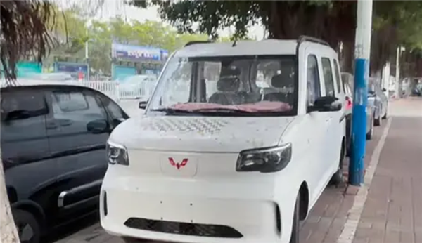 中國(guó)人自己的K-car！全新五菱之光EV亮相街頭：預(yù)計(jì)明年上市開(kāi)售
