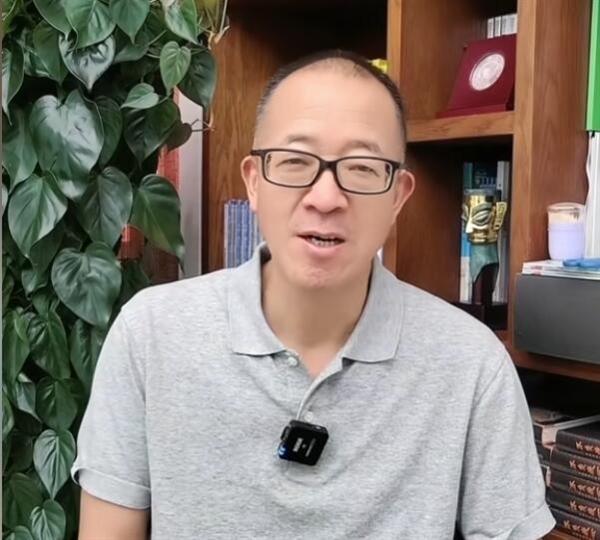 30%跌幅背后：新東方財(cái)報(bào)引發(fā)股價(jià)震蕩 未來(lái)能否扭轉(zhuǎn)