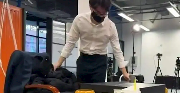 柯潔不接受韓國處罰退賽！棋士連笑發(fā)聲：非常憤怒 咱不受這個委屈了