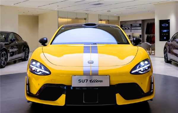 看完小米SU7 Ultra的實(shí)車：我覺得賣80萬真不算貴