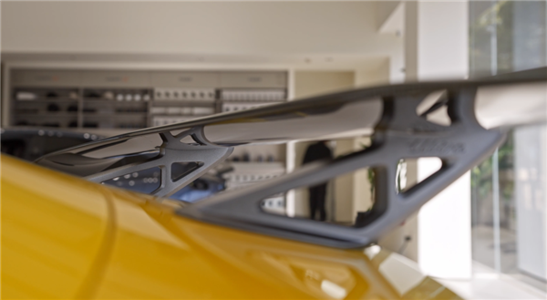 看完小米SU7 Ultra的實(shí)車：我覺得賣80萬真不算貴