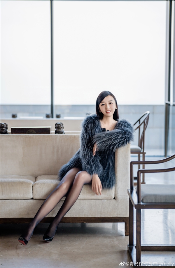 1年賣(mài)170臺(tái)我靠真誠(chéng)！青島保時(shí)捷女銷(xiāo)冠被造黃謠 本人回應(yīng)：被人惡意中傷